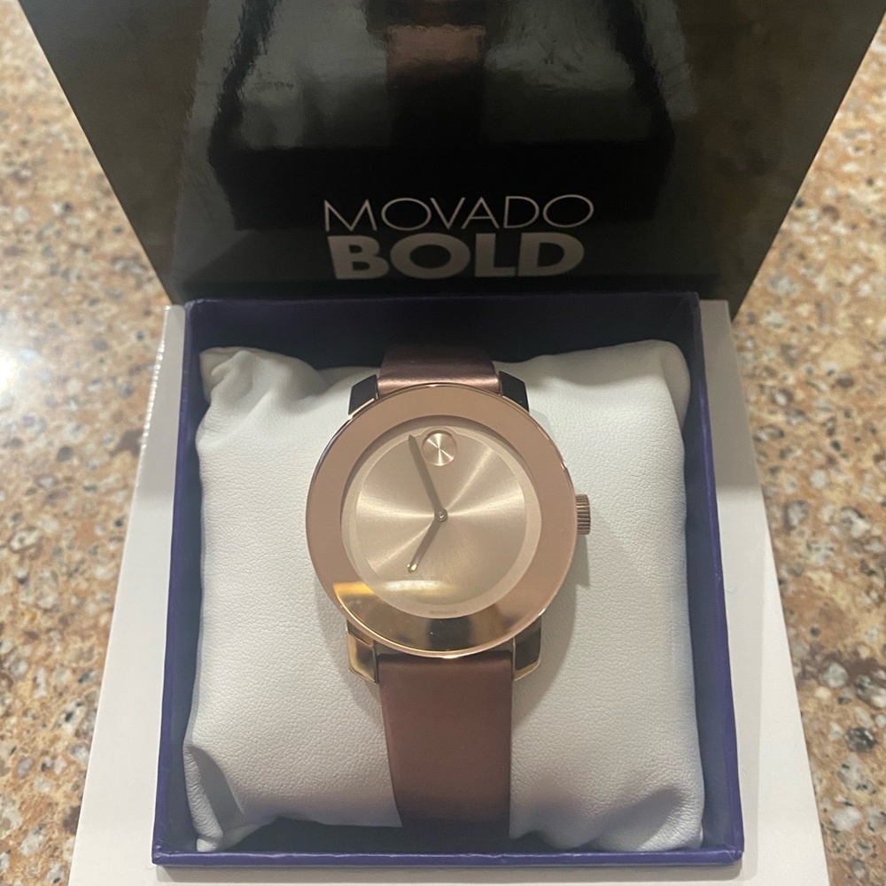 New Movado Bold Rose Gold  Watch